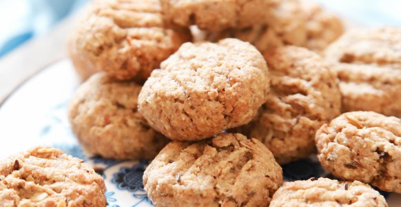 Je ziet vers gebakken koekjes