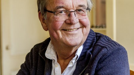 Je ziet Theo Hebinck